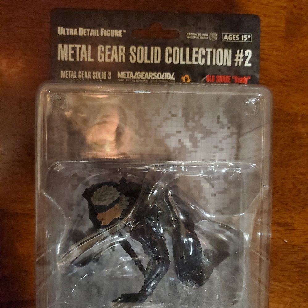 Metal Gear Solid, Old snake (MGS4) "Ready" figure